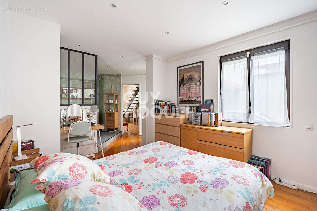 Maison à ASNIERES-SUR-SEINE