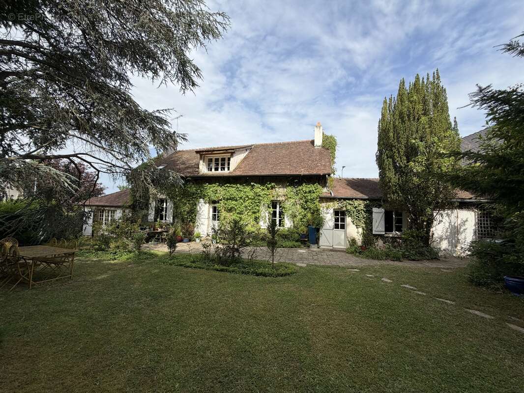 Maison à MAINTENON