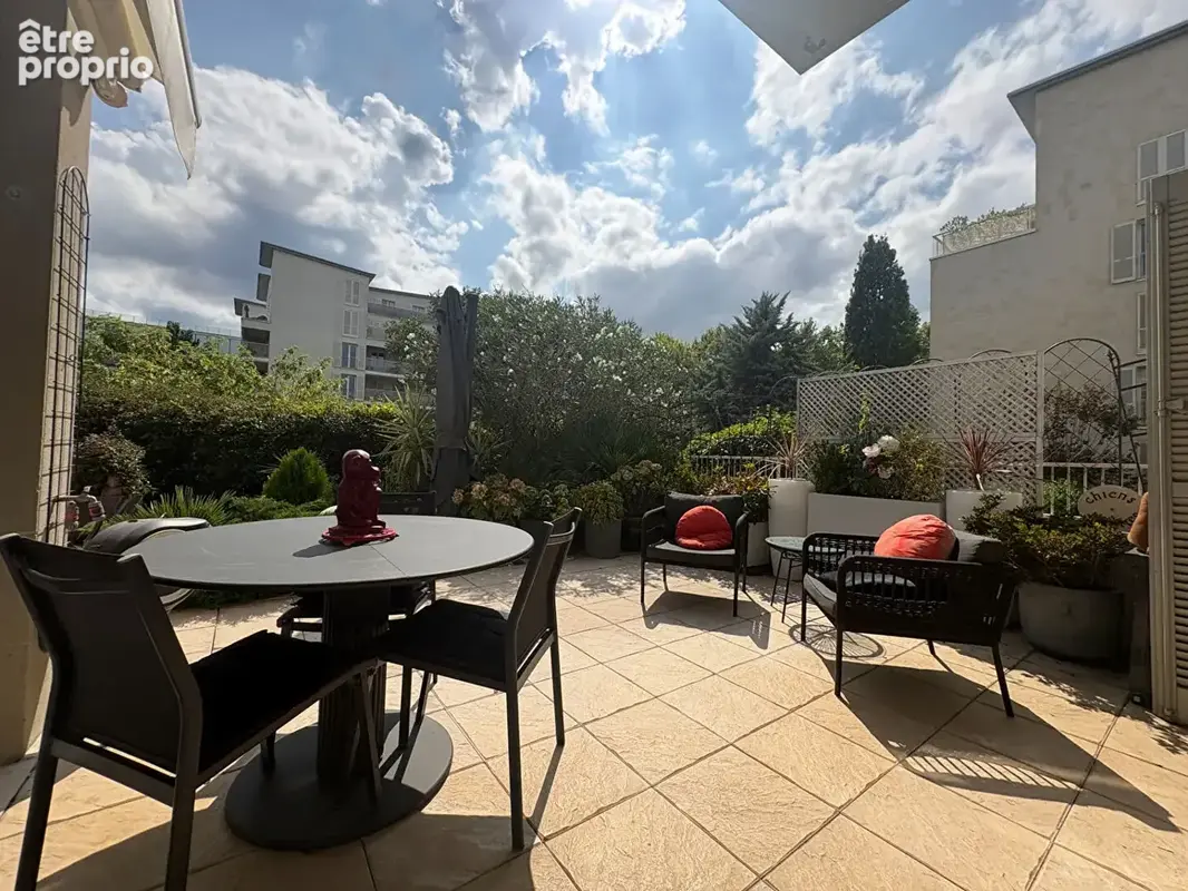 Bordeaux Bastide - Appartement T4 avec extérieur et deux places de parking - photo 14