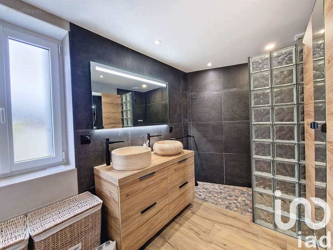 Photo 8 - Maison à MONTREUIL-BELLAY