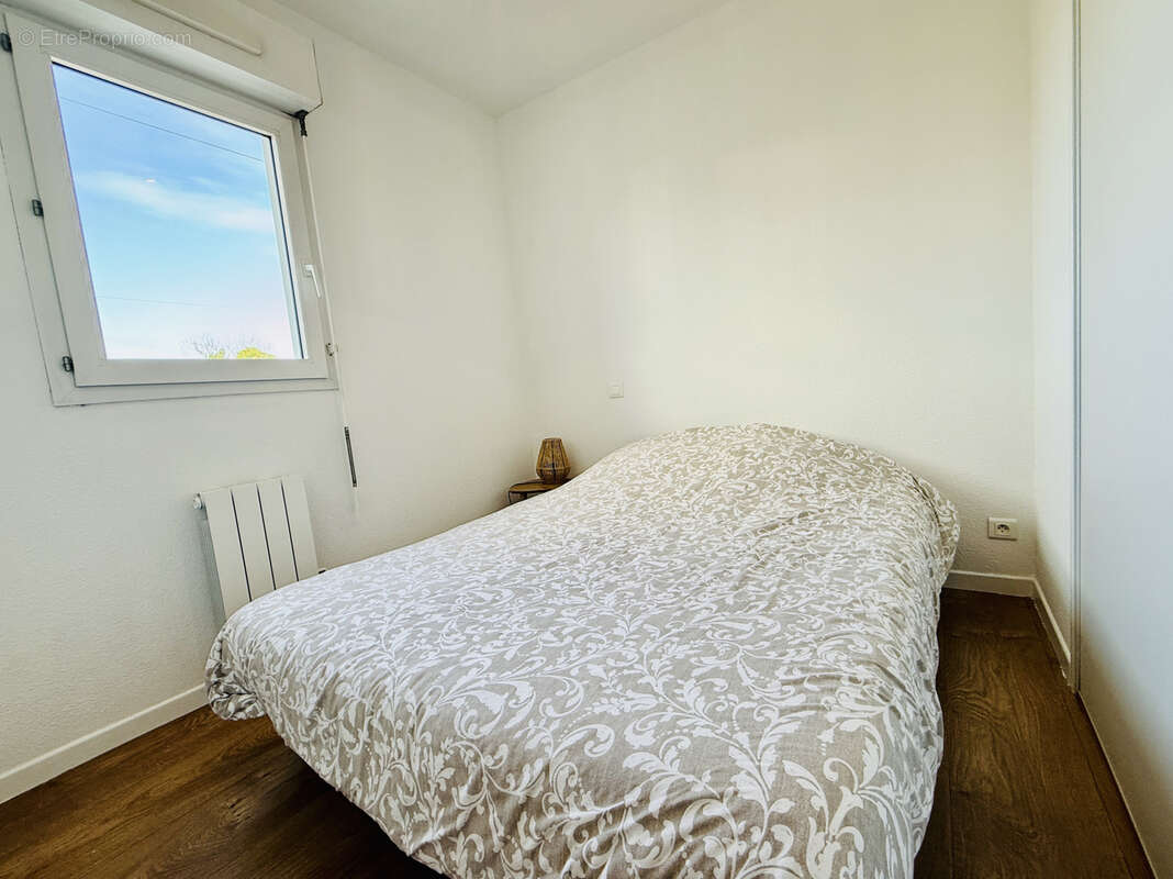Hauteurs Plage, Appartement T2 avec terrasse et parking dans résidence sécurisée avec piscine - photo 6