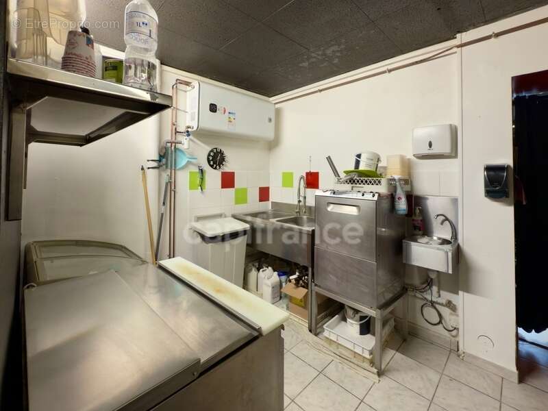 Commerce à LA FORET-FOUESNANT