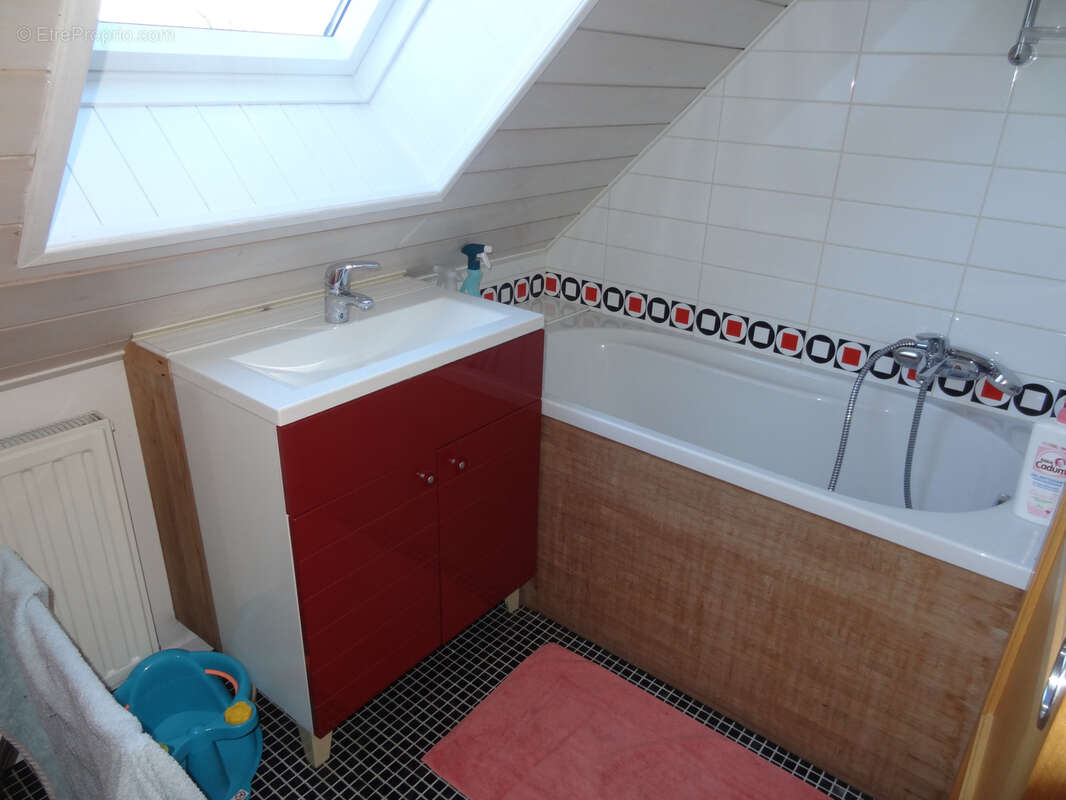 Maison à PLOUNEVEZ-QUINTIN