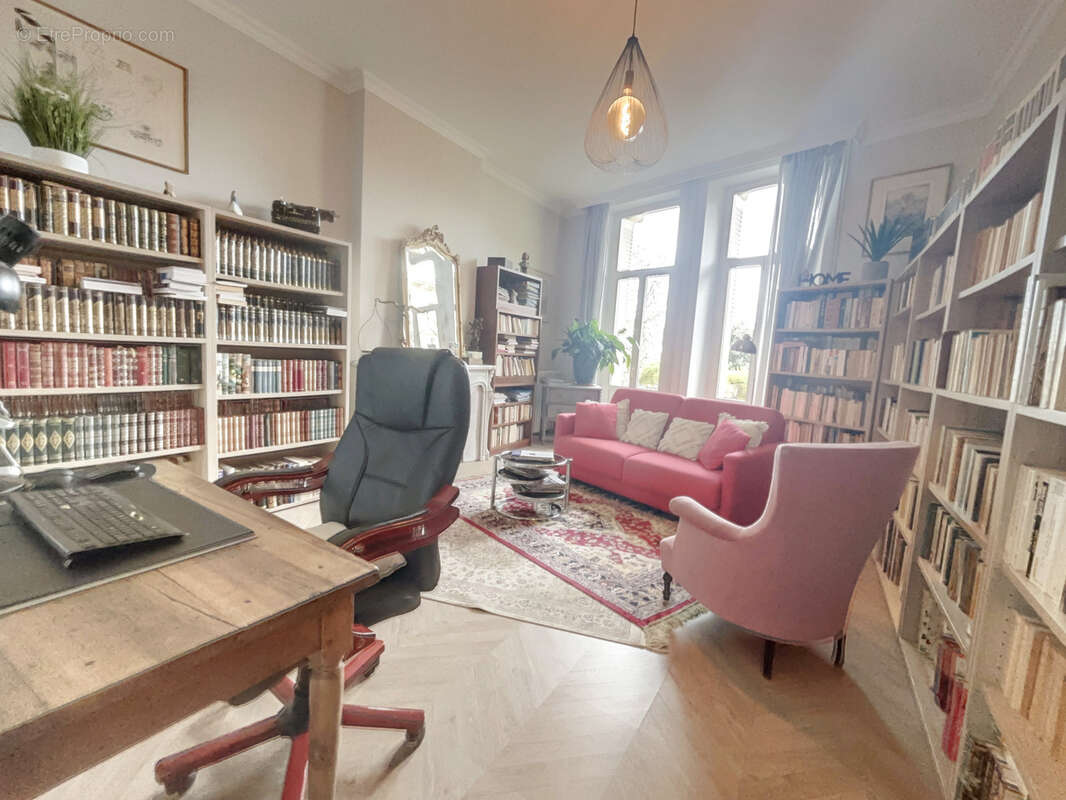 Appartement à AIX-LES-BAINS