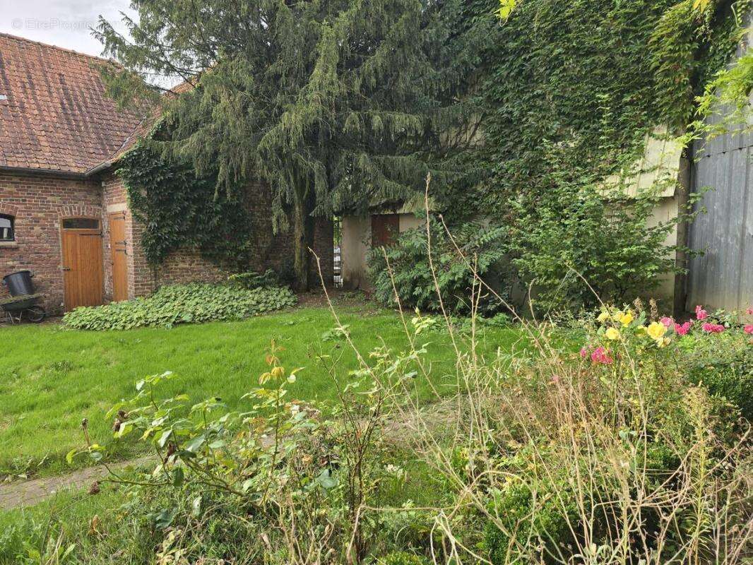 Maison 194 m² à Croix-En-Ternois  - photo 4