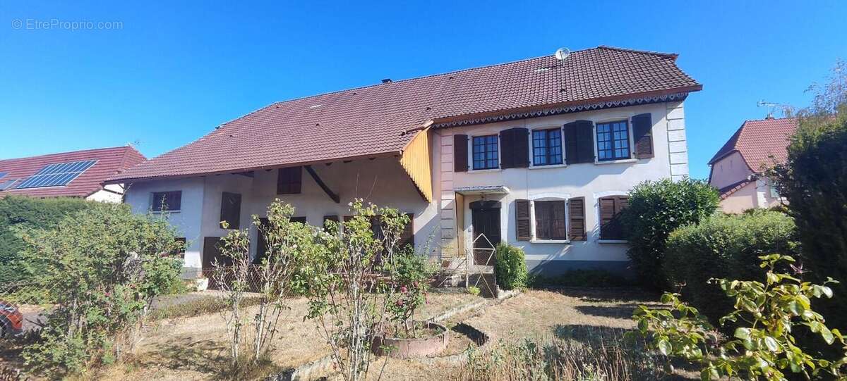 Ferme 161m² avec dépendances : Bessoncourt 90160 - photo 10