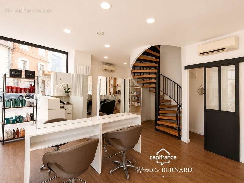 Salon de coiffure – emplacement d’angle – centre-ville d’agen - photo 5
