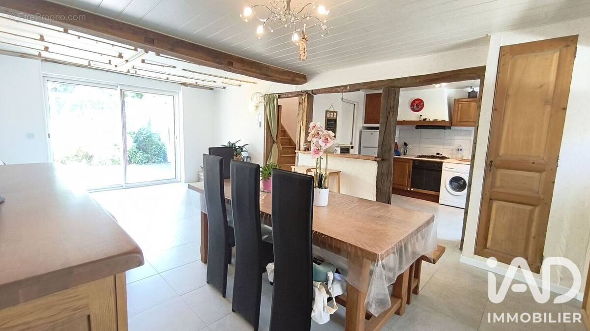 Photo 1 - Maison à MOUTIERS