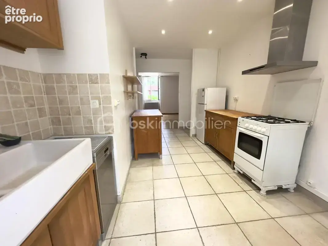 Appartement t4 lumineux - proche commodites - photo 4