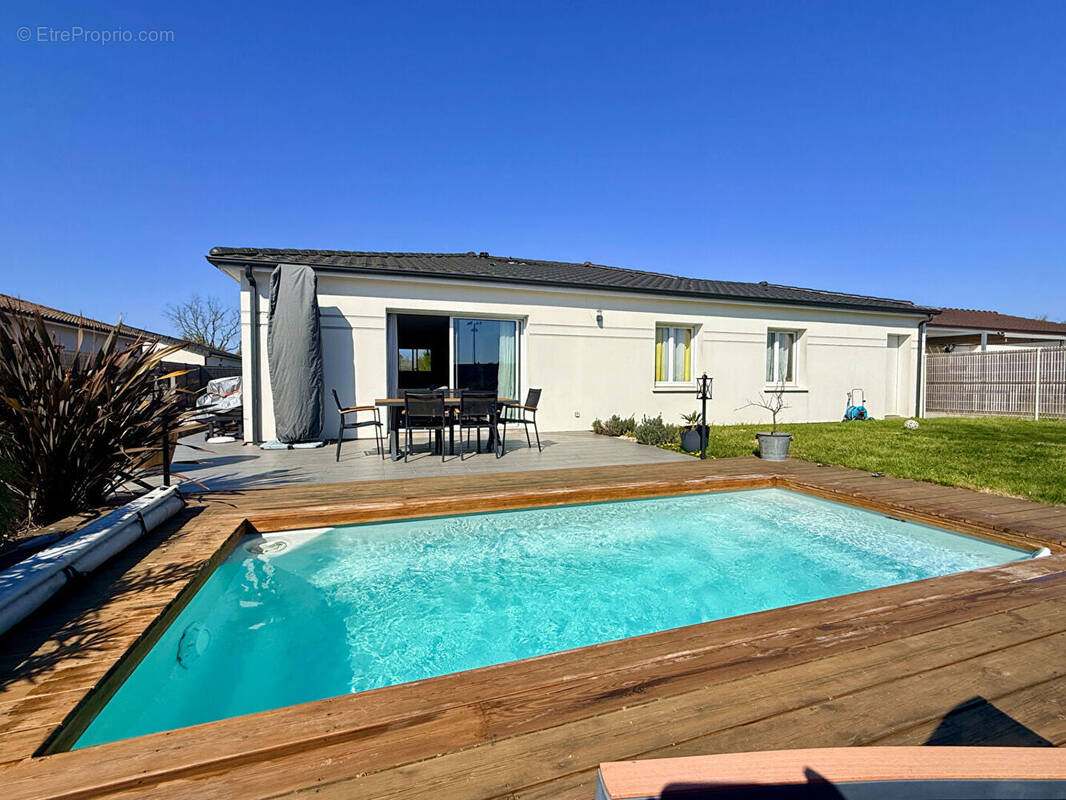 Maison à SAINT-LOUBES