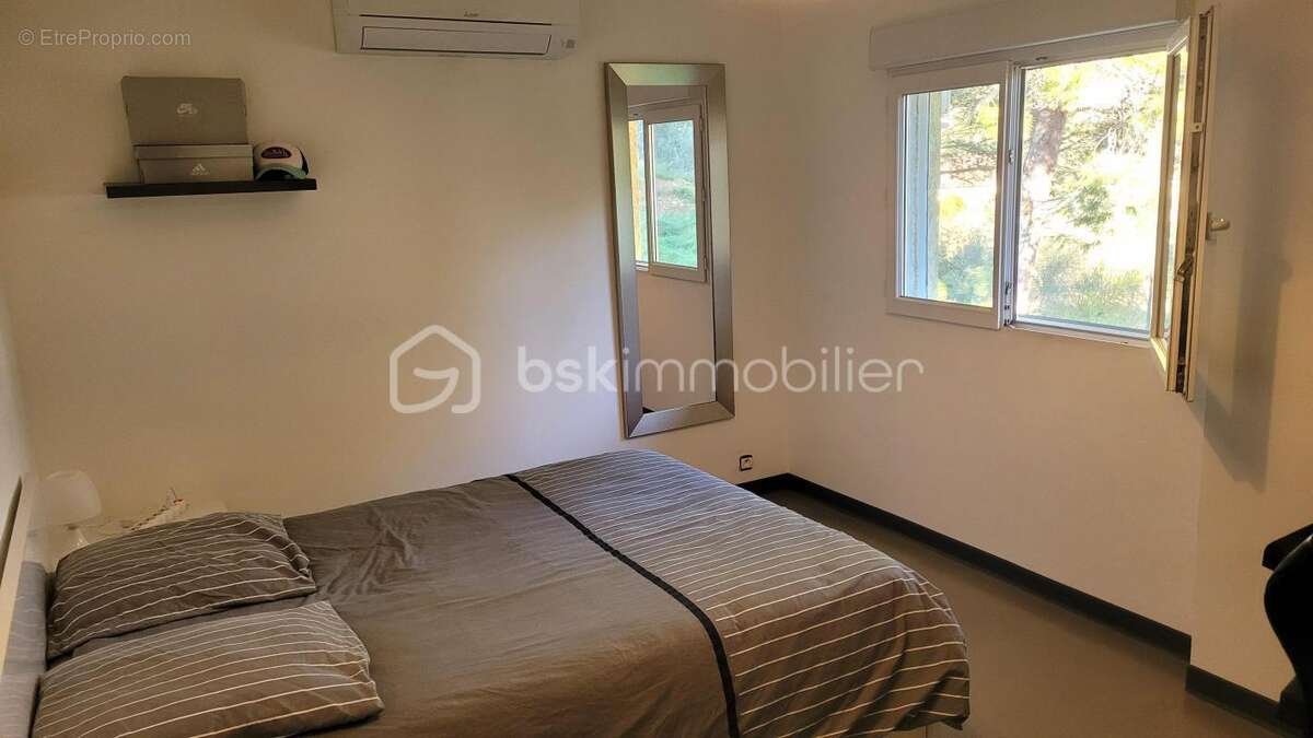 Narbonne - secteur roche grise - villa de 183 m² - 4 faces - piscine - appartement de 70 m² - parcelle 2200 m² - photo 8