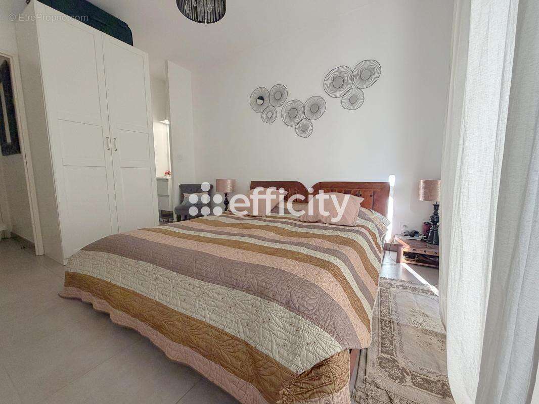 Appartement à MARSEILLE-10E