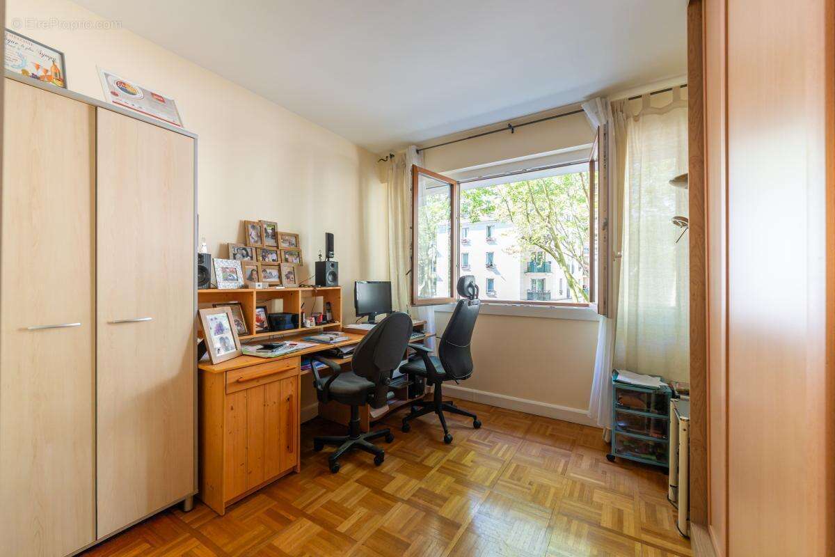Appartement à ISSY-LES-MOULINEAUX