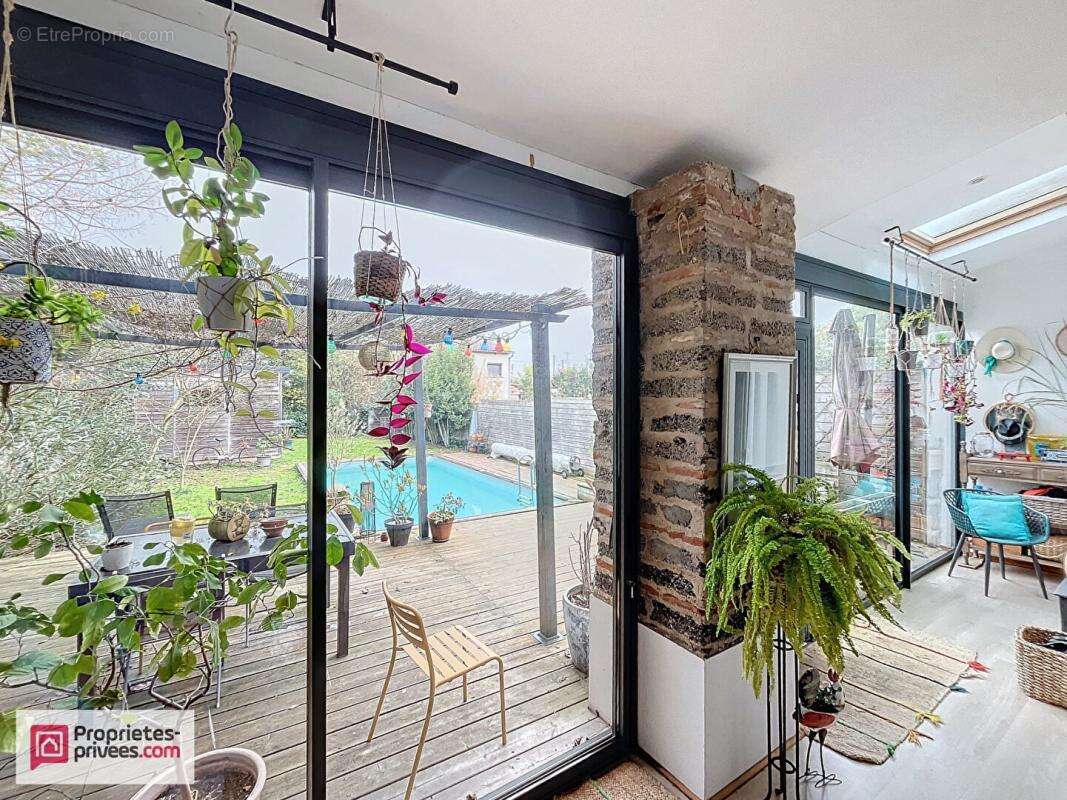 Maison à SAINT-SULPICE