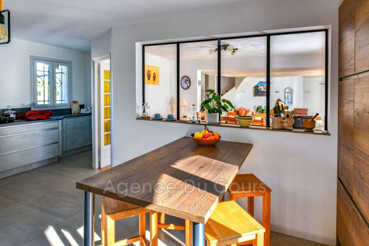 Maison à PEYMEINADE