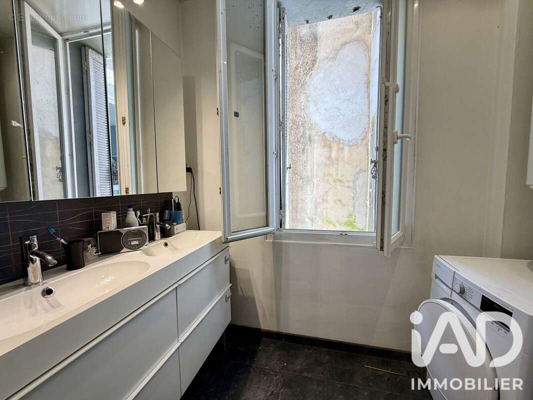 Appartement 105 m² à Toulon  - photo 8
