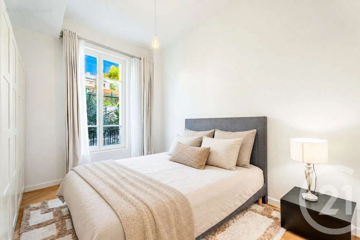 Appartement à BEAULIEU-SUR-MER