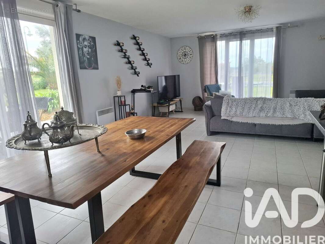 Photo 3 - Maison à MARENNES