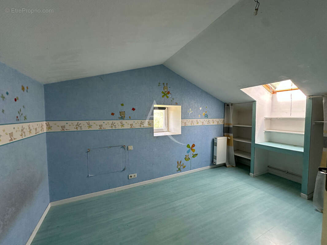 Boivre la valle - maison 6 pieces 106 m2 - 3 chambres - dependances - photo 11