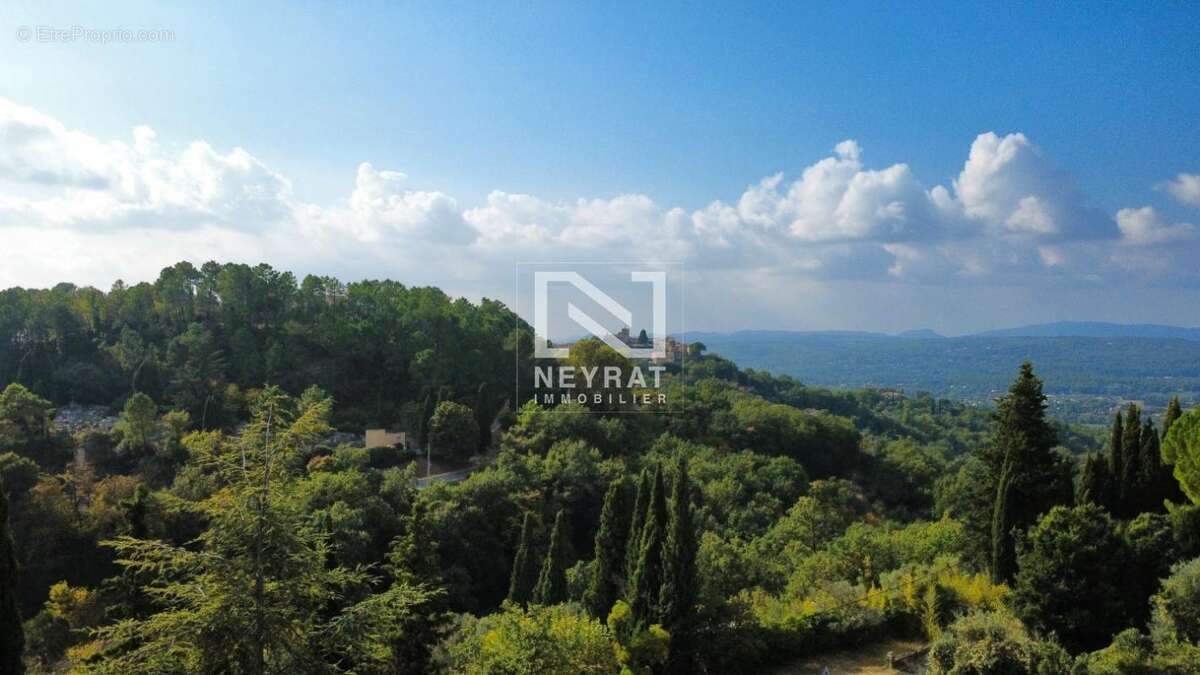 Maison à MONTAUROUX