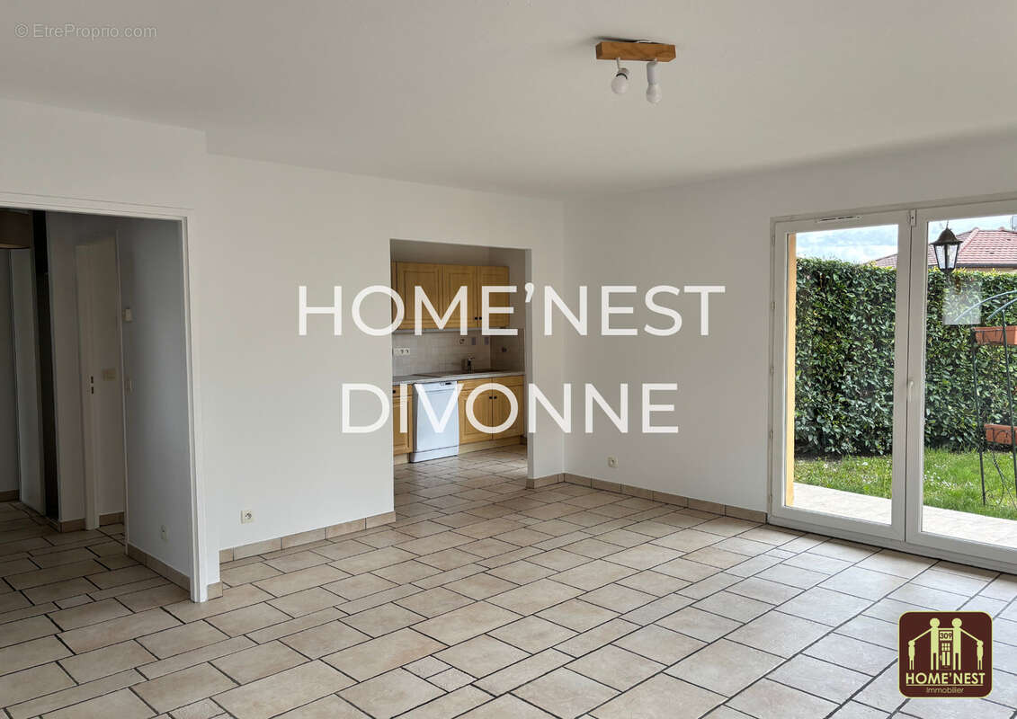 Appartement à SEGNY