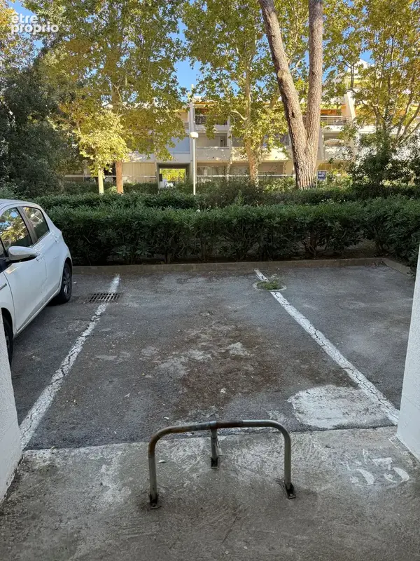 Parking à LA GRANDE-MOTTE