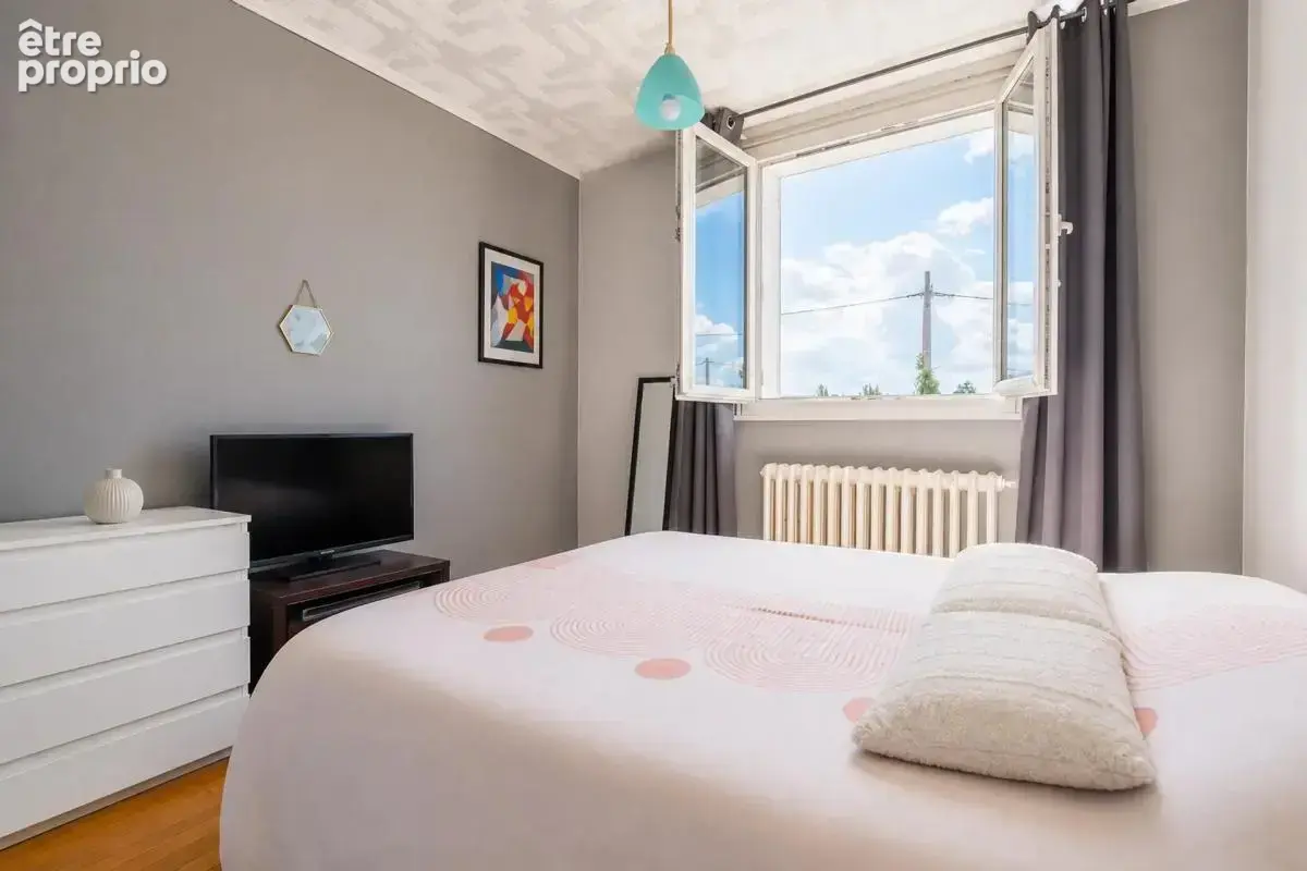 Maison de 4 pièces de 91 m² à Bondy - photo 6