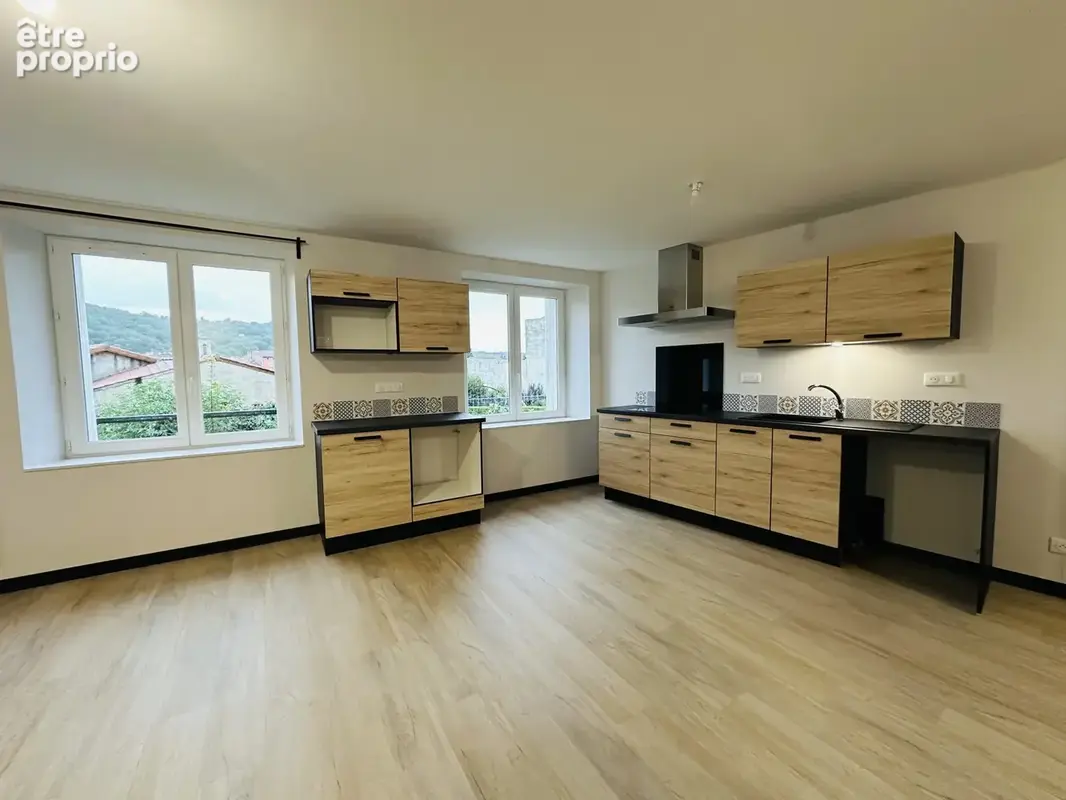 Immeuble de rapport   fort potentiel - photo 2