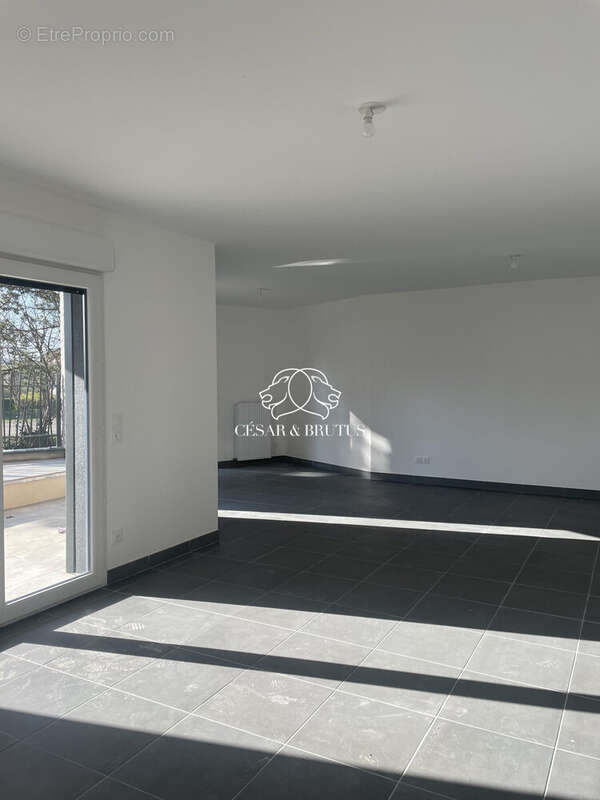 Appartement à CRAPONNE