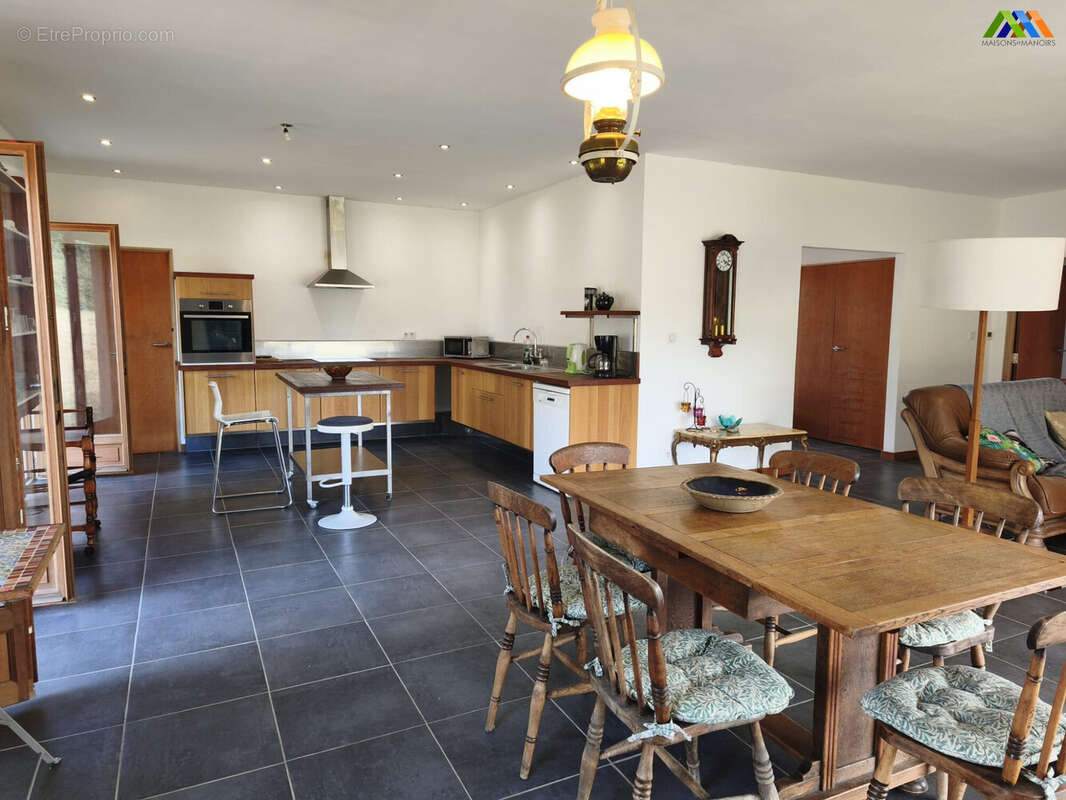 Maison 160 m² à Castelnau-Magnoac  - photo 9