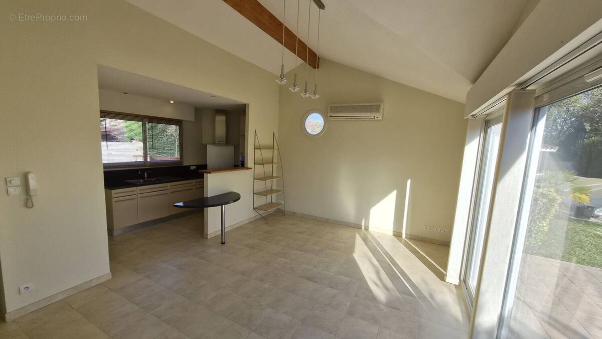 Maison à TOURNEFEUILLE