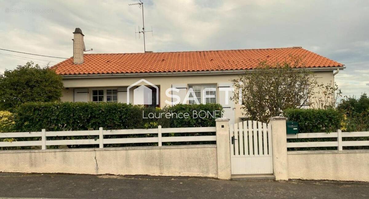 Photo 1 - Maison à LE TALLUD