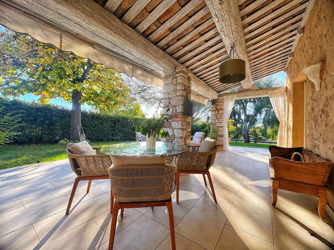 Maison à LA COLLE-SUR-LOUP