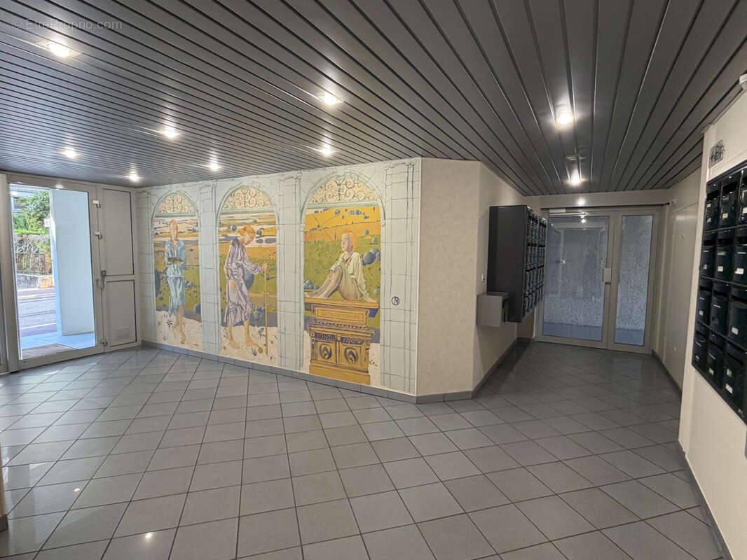 LIMOGES T4 avec parking  rue Jules Noriac - photo 6