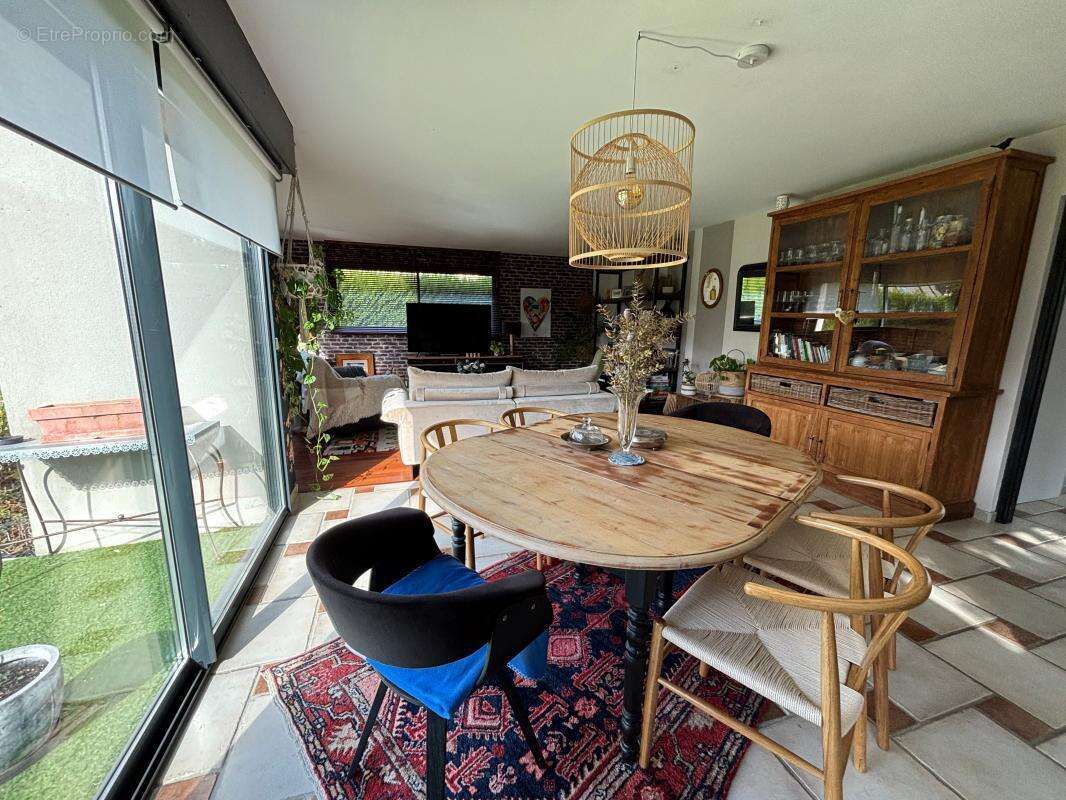 Maison à MONTAUBAN-DE-BRETAGNE