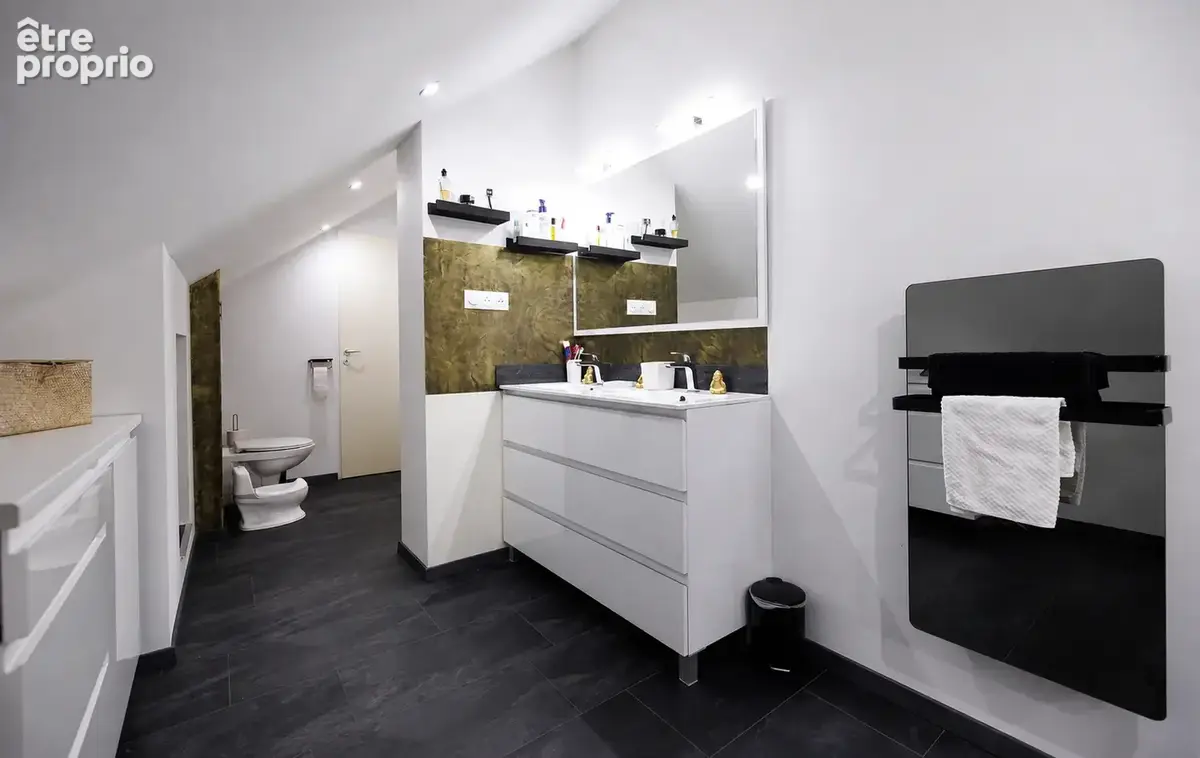 Propriete entièrement rénovée   4 chambres   terrasse 70 m2   parcelle 10 ares   atelier 60 m2 - photo 16