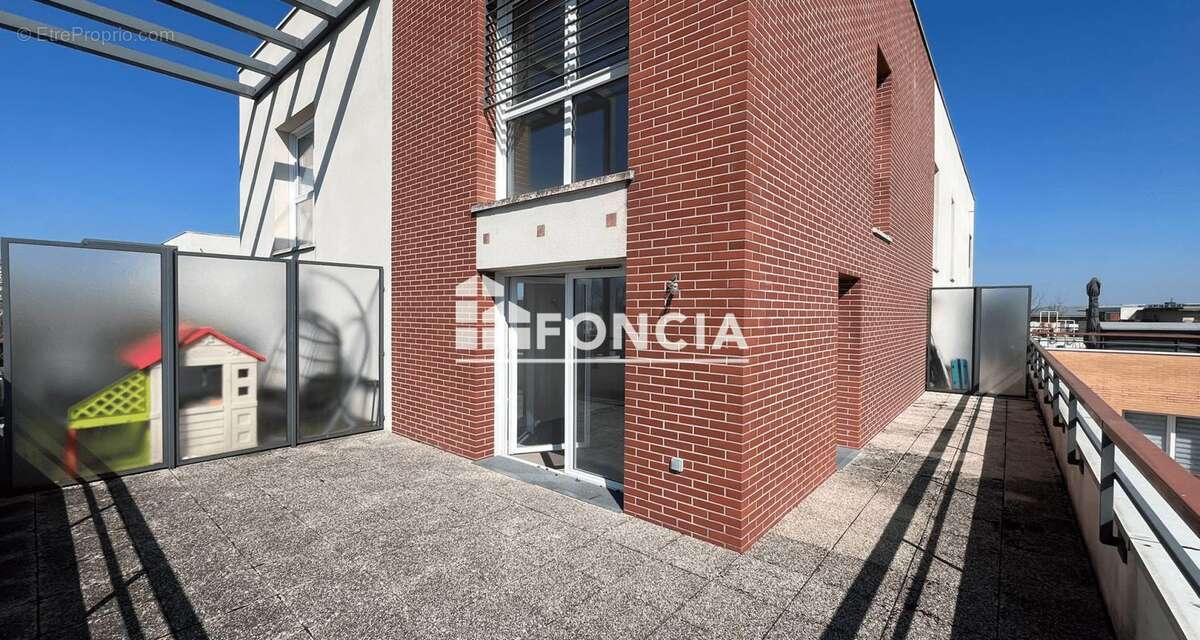 Appartement à LIEUSAINT