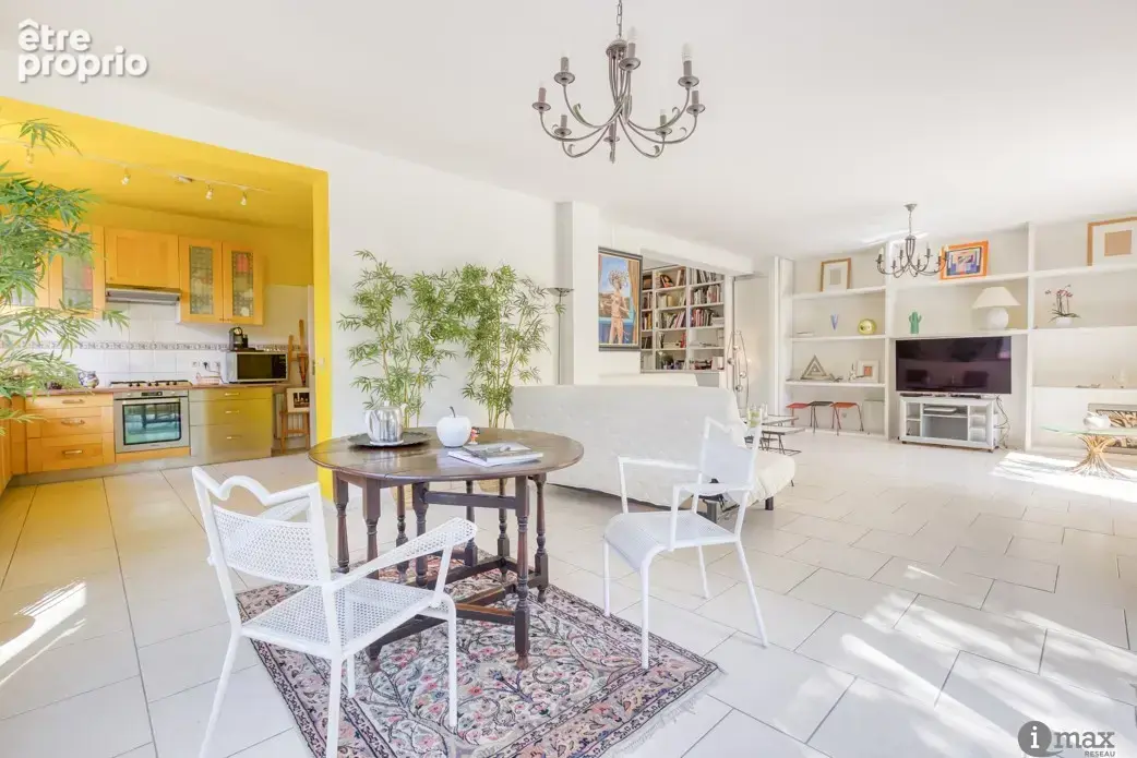 Maison 249 m² à Igny  - photo 2