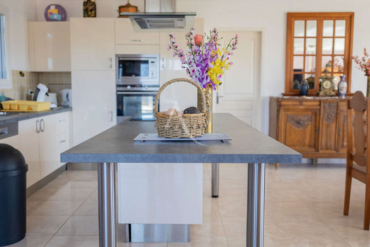 Maison à SAINT-ANDRE-DE-ROQUELONGUE