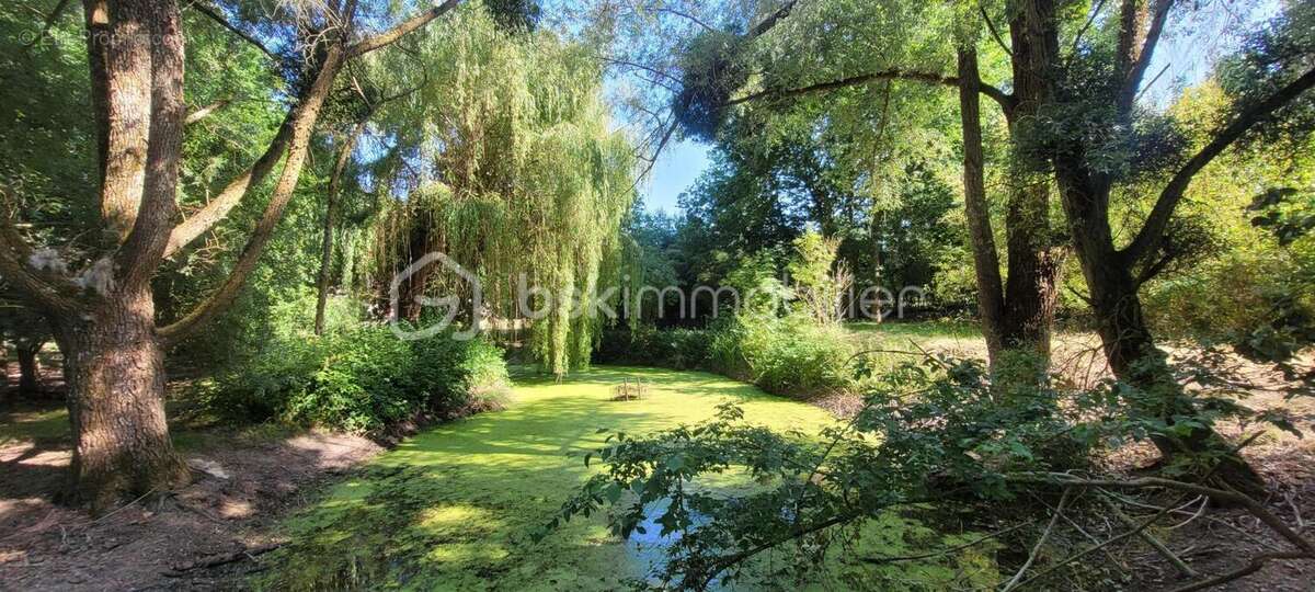 Maison à BEAUNE-LA-ROLANDE