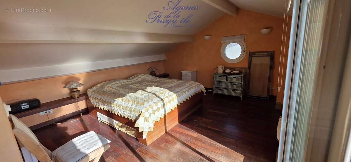 Maison à HYERES