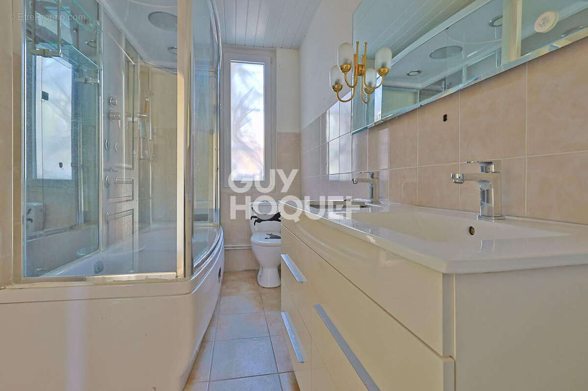 Maison à NEUVES-MAISONS