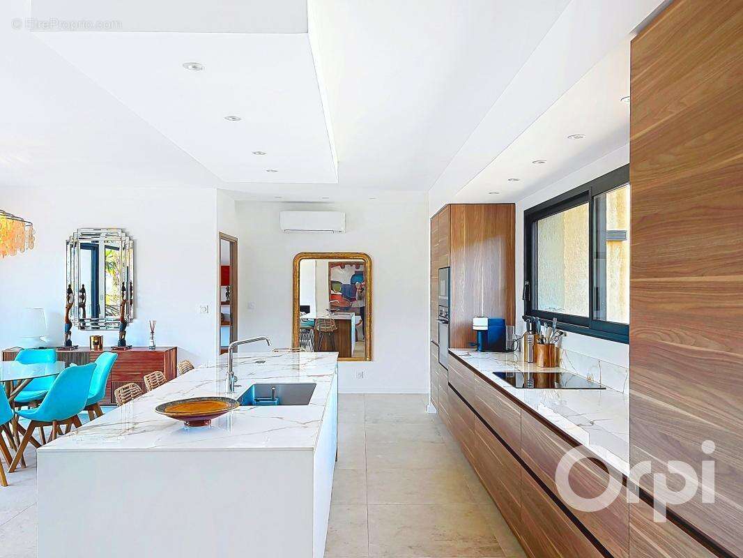 Maison à PORTO-VECCHIO