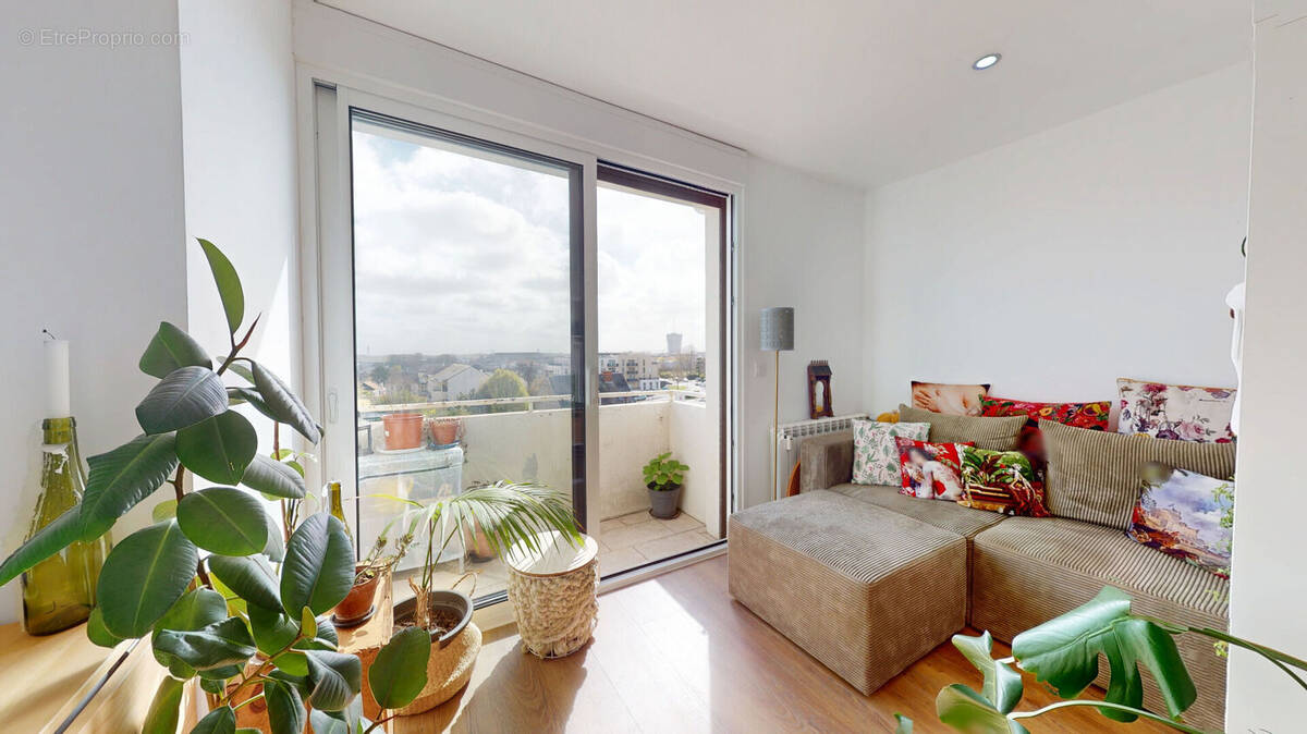 Appartement à MONDEVILLE