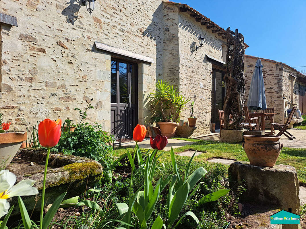 Maison à LA LIMOUZINIERE