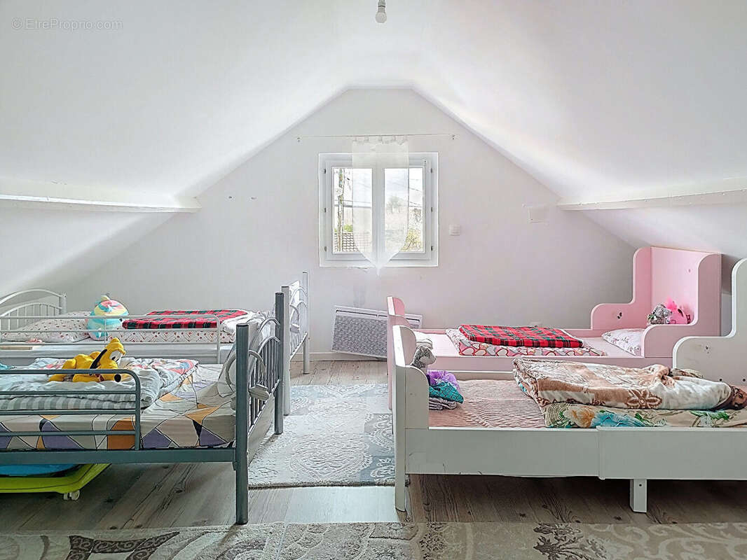 Maison à VIGNEUX-SUR-SEINE