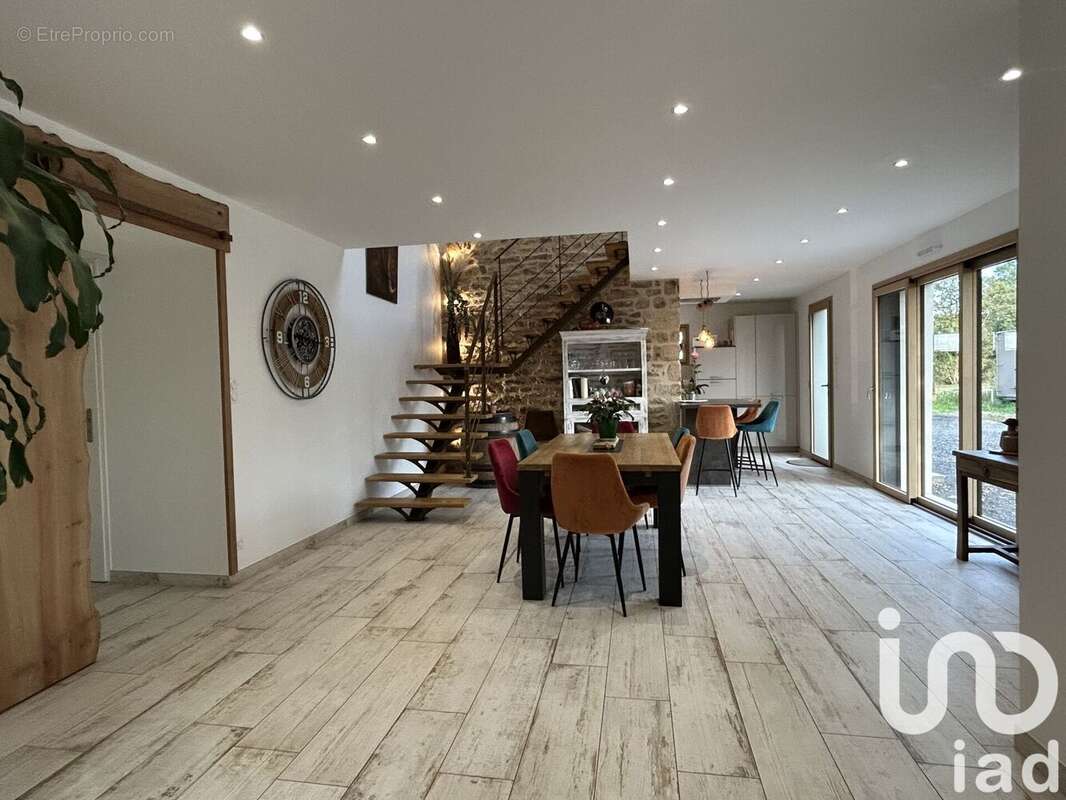 Photo 7 - Maison à SURZUR