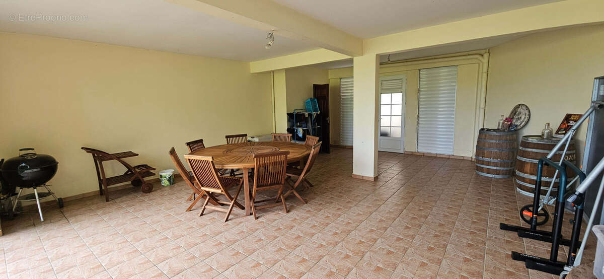 Maison à LES TROIS-ILETS