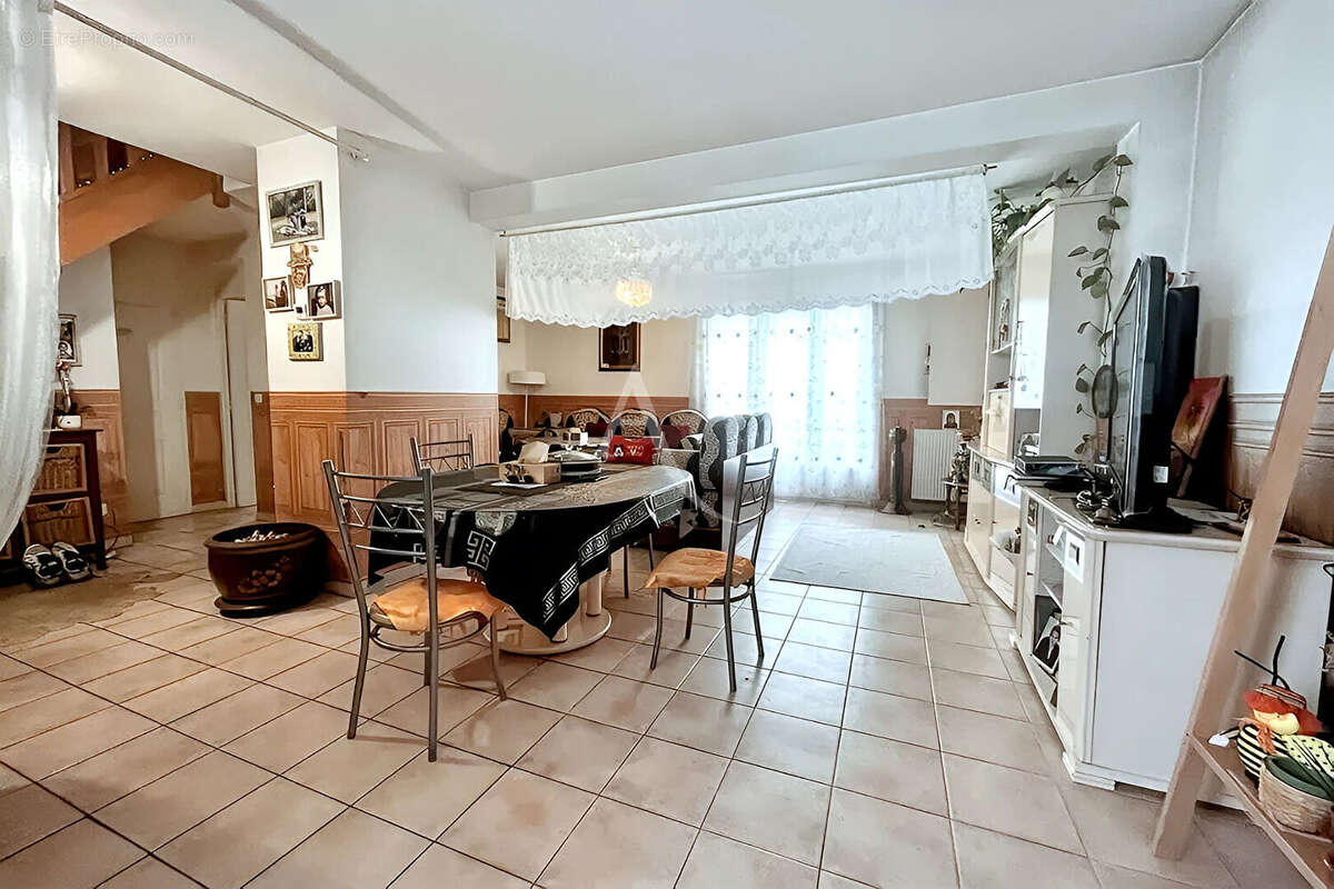 Maison à VITRY-SUR-SEINE