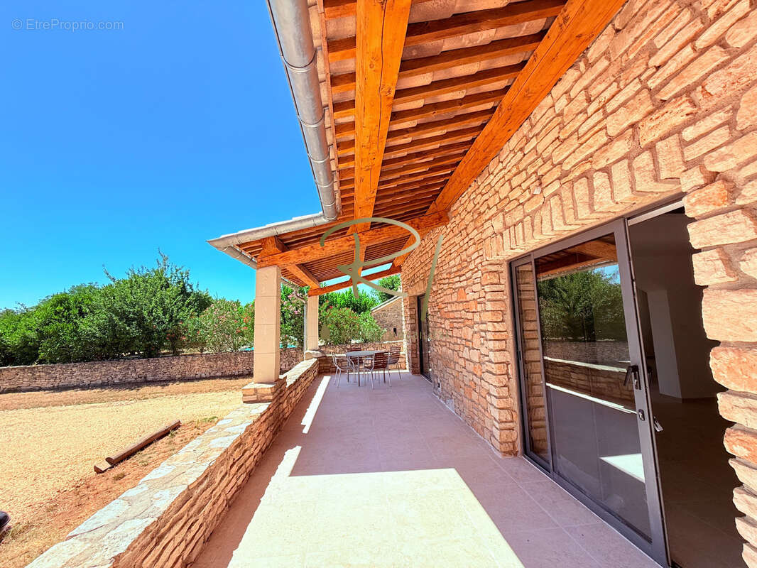 Belle propriété avec 2 logements Vallée de la Cèze - photo 2